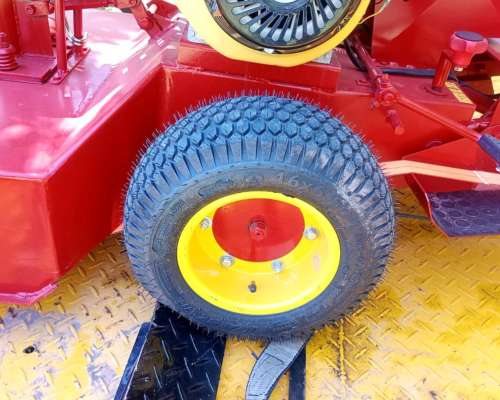 Tractor Corta Césped Nuevo