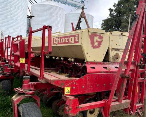 Sembradora Giorgi Precisa 8000