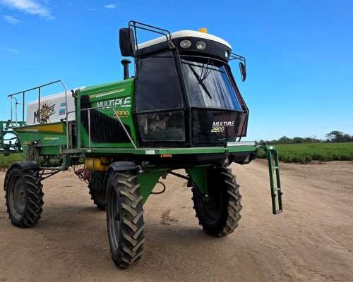 Pulverizadora Metalfor 2800 - año 2009 - 23 Metros