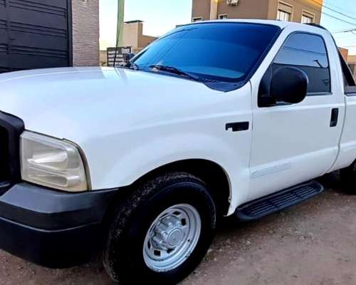 Ford F-100 2009 Cummins 4 - 280.000km