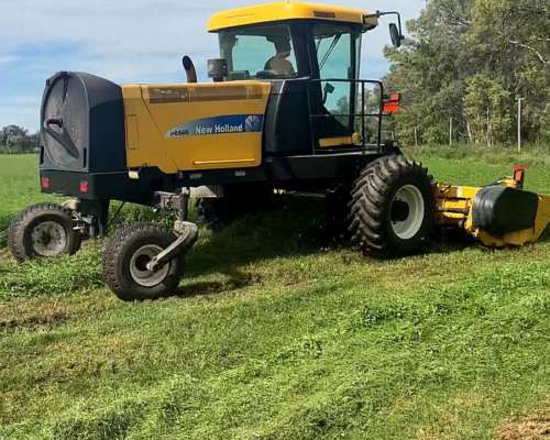 Segadora Autopropulsada New Holland H8060, año 2012, 6.500 H