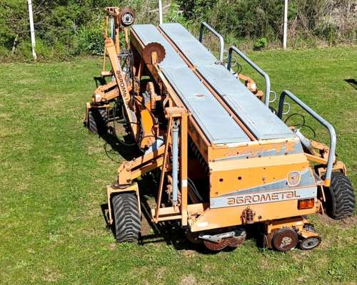 Sembradora Agrometal TX Mega 23 a 35