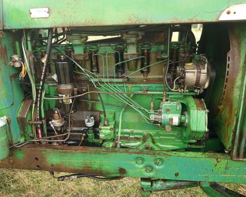 Tractor Jhon Deere 5010, con Pala de Arrastre Tooling.
