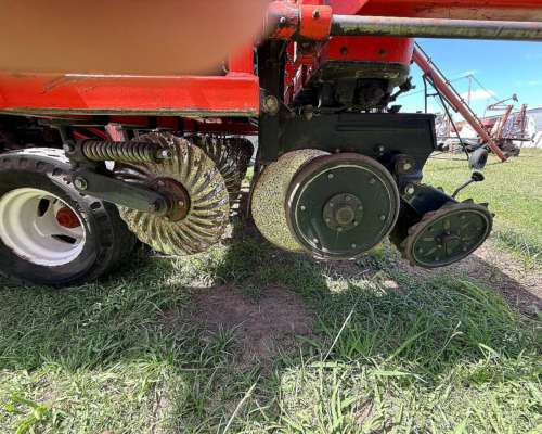Sembradora Metar 4200 año 2015