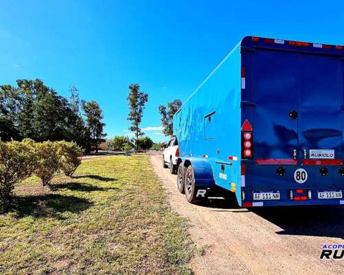 Semirremolque Carrozado Homologado para 3 TN. de Capacidad