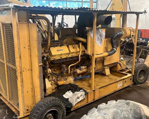 Caterpillar Rs4, de 512 KVA