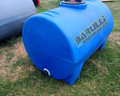 Tanque Horizontal Plastrong para 320 Lts Nuevo