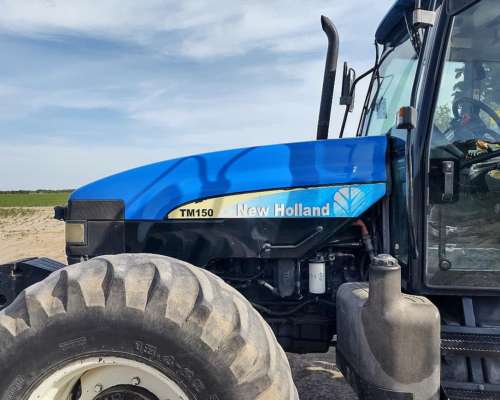 Tractor New Holland TM150 año 2005 en Perfecto Estado