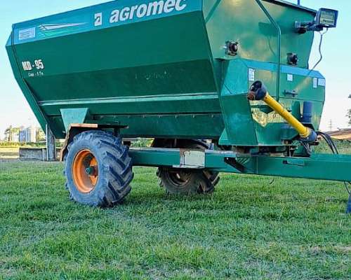Mixer Horizontal Agromec 9.5 Metros