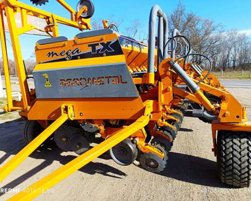 Agrometal TX Mega 18 a 52 Precision Planting Corte C/3 Surco