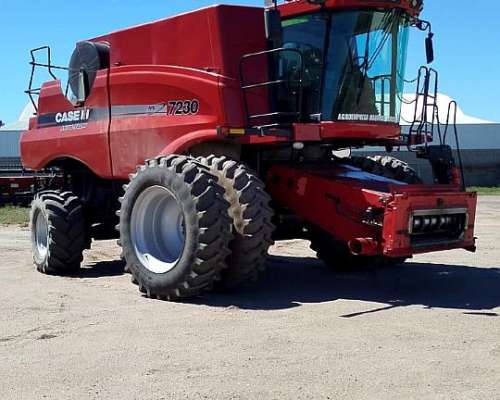 Disponible Cosechadora 7230 40 PIE