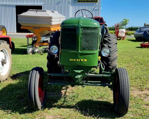 Tractor Deutz A40 con Levante de 3 Puntos
