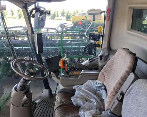 John Deere S680 DD 645 FD. M 7700 HS. R 5200 HS. Piloto