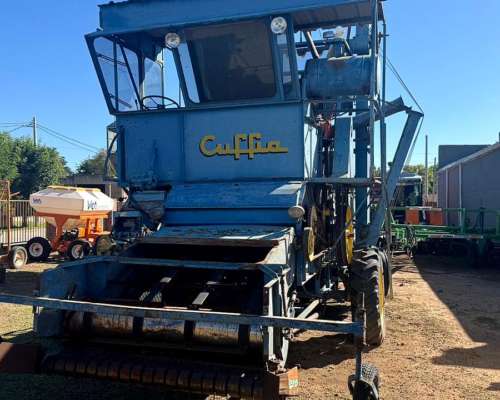 Cosechadoras Varias de Mani Cuffia Motriz