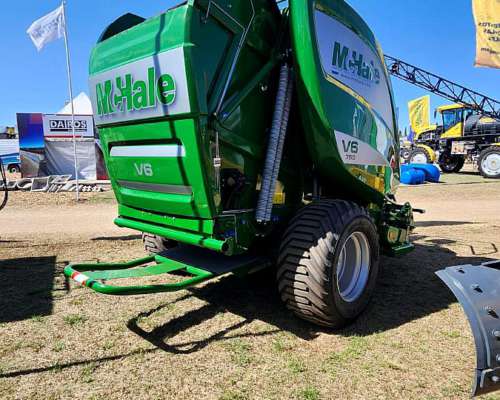 Rotoenfardadora Mchale V6 750 Cámara Variable y Cutter 15