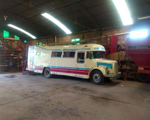 Motorhoms Bedford con Motor Mercedes 1114 Caja Vigia Direc H
