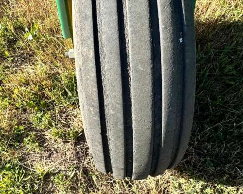 Sembradora Pierobon MD 21-36 de 36 a 21 cm para Granos Finos