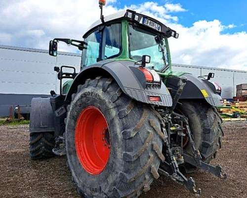 Fendt 860 Vario con Tres Puntos Delantero