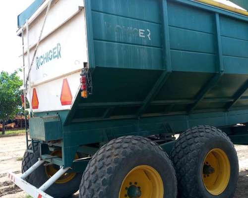 Tolva Autodescargable Richiger 16 TN, 3 Ejes, Balanza