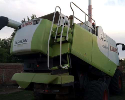 Cosechadora Claas Lexion 570 Full , 2010, 40 Pies.