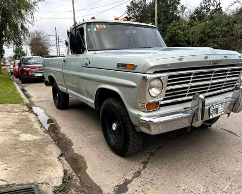 Camioneta Ford F-100 Motor Perkins