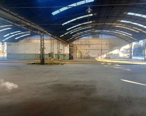 Vendo Predio + Nave + Oficinas Cordoba Velez Sarfield 4800