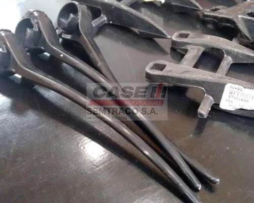 Puntones - Cuchillas - Puas de Molinetes - Dedos Retractiles