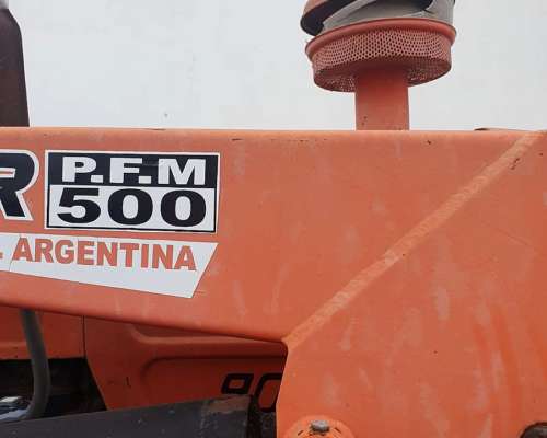 4 - Tractor Fiat 900. con Pala Frontal. Usado