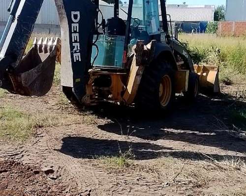 Retroexcavadora John Deere 310j