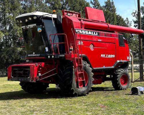 Cosechadora Vassalli AX 7500