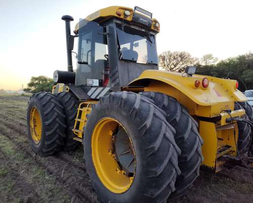 Tractor Pauny 540 C 4X4 año 2014