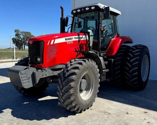 Tractor Massey Ferguson 7370