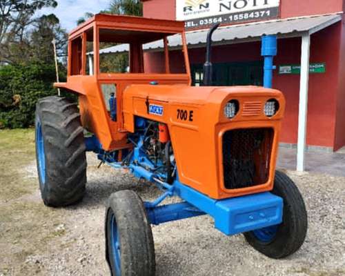 Tractor Fiat 700 e con Direccion Hidraulica.