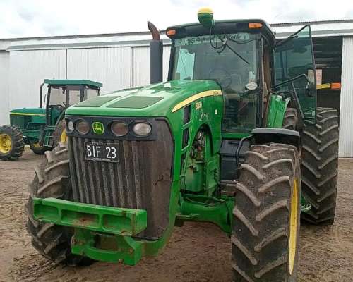 John Deere 8330 año 2007. Piloto JD. M 24.000 Hs Fabrica