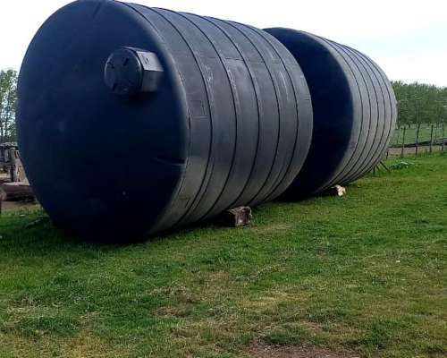 Tanque Vertical de 20.000 Litros de Plástico - Rotoplas