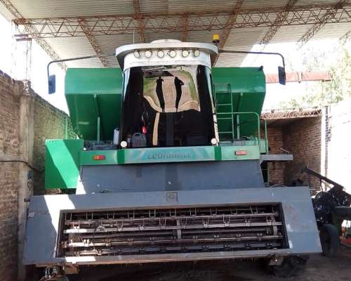 Cosechadora de Maní Motriz Leonhartt 3000