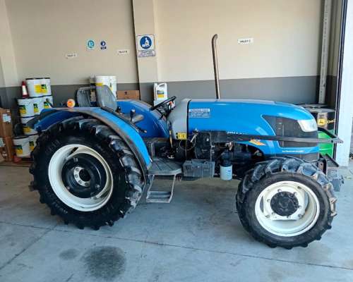 Tractor New Holland Td85f. Mod 2014
