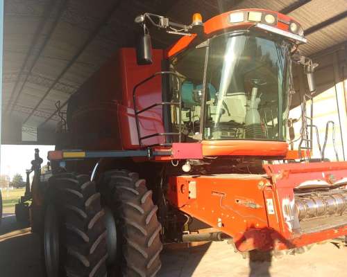 Case 7120, con Draper de 40