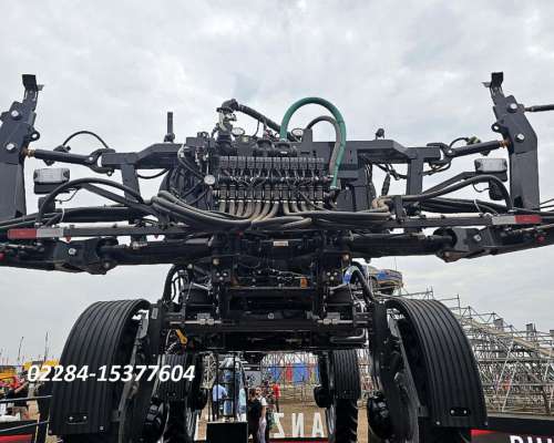 Pulverizadora Massey Ferguson MF 535 R (40m) Super Descuento