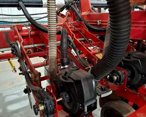 Sembradora Crucianelli 14 a 52 cm Neumático a Estrenar