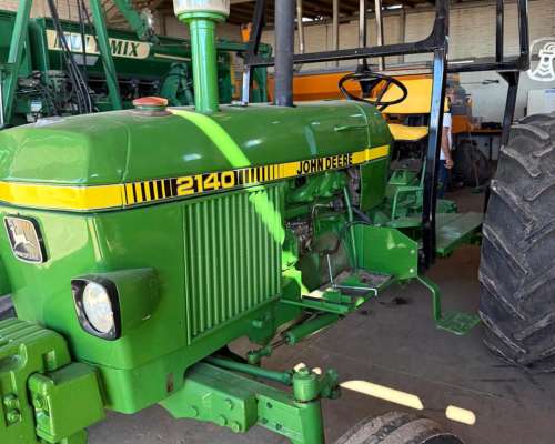 Tractor John Deere 2140 NO 3350,2730,2850
