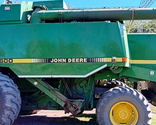 John Deere 9600. DT. Plataforma 30
