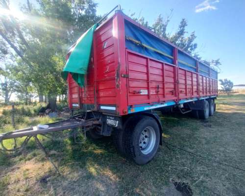 Acoplado Ombú 3 Ejes Baranda Volcable 9,30 Mts, Modelo 2012