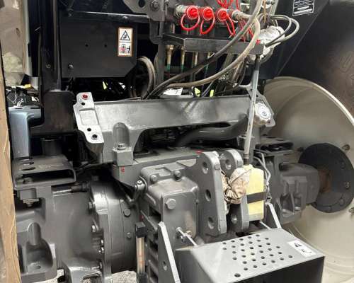 Valtra BT 210. 198 Horas. año 2025.