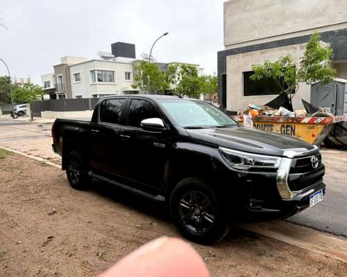 Toyota Hilux AUT 2023