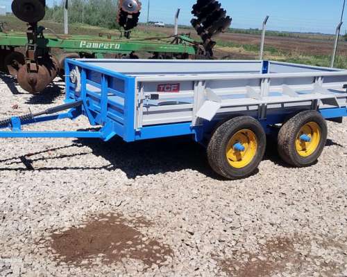 Acoplado Playo con Balancin