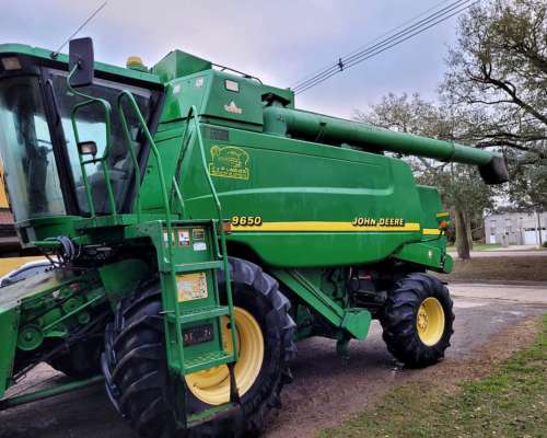 Cosechadora John Deere 9650. 30 Pies