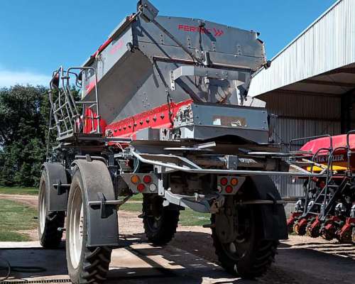 Fertilizadora Fertec F 824 Serie 6, año 2022, 400 Hs Motor,