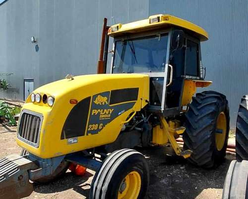 Tractor Pauny 230 C, Buen Estado General, Disponible