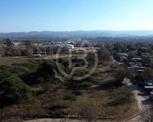 Terreno de 8.727 M2 en Alta Gracia- a 300m de Ruta 5